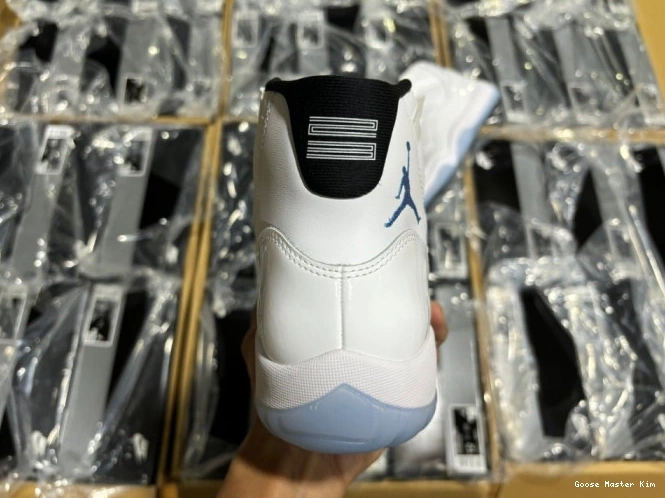 Jordan legend 11 CT8012-104 Blue Air 0823